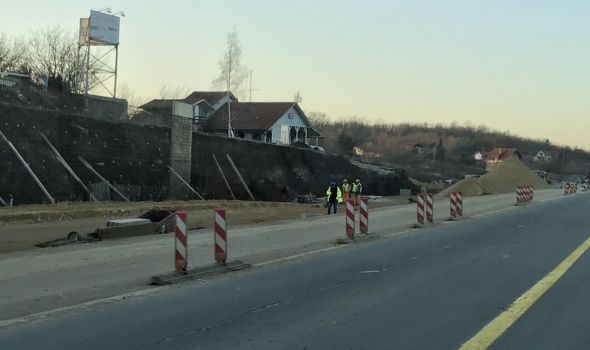 Konačno nastavljeni radovi na autoputu Kragujevac – Batočina (FOTO)